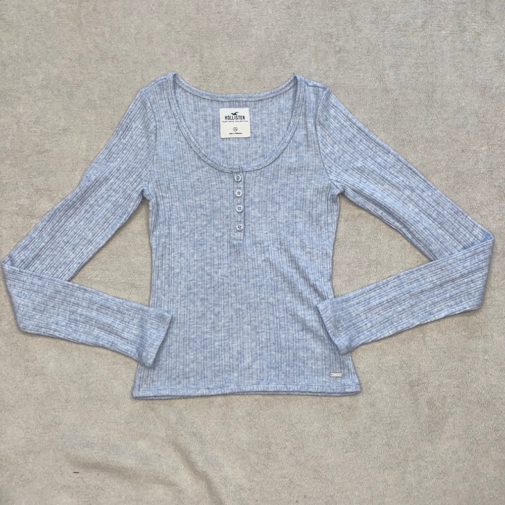 Hollister Long Sleeve Top
